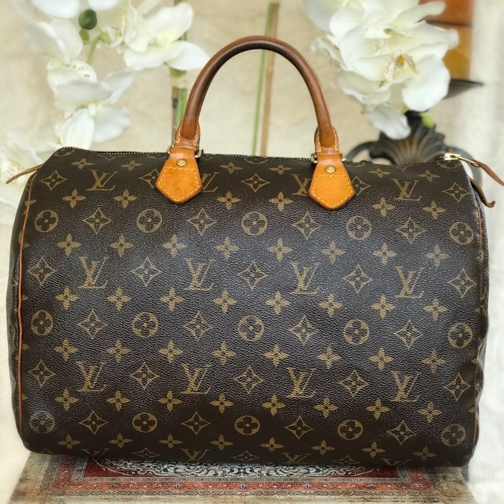 Louis Vuitton Speedy 35